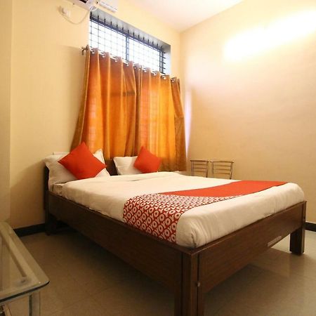 Oyo Flagship 30734 Jeevan Lodge Simoga Kültér fotó