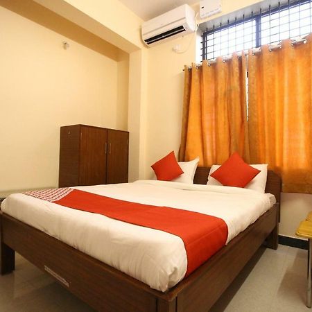 Oyo Flagship 30734 Jeevan Lodge Simoga Kültér fotó