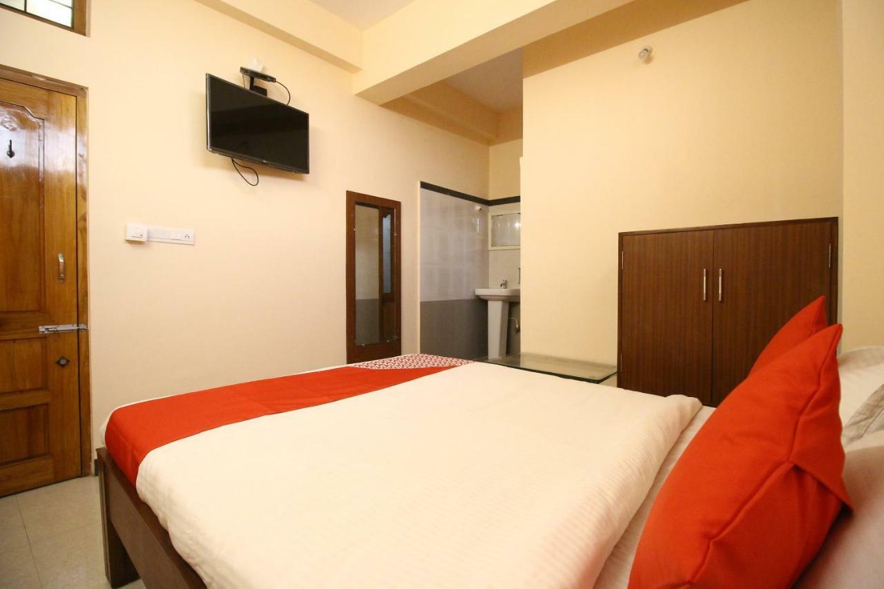 Oyo Flagship 30734 Jeevan Lodge Simoga Kültér fotó